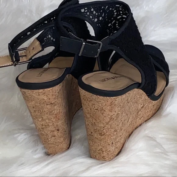 Lucky Brand Black Wedge Sandals with Lace Detail - Picture 7 of 10
